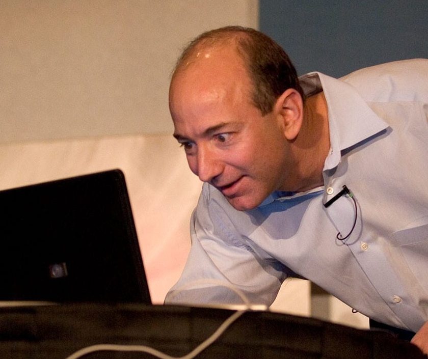 Jeff Bezos guadagna 13 miliardi in 24 ore, è record Notizie.Business Jeff Bezos guadagna 13 miliardi in 24 ore, è record Notizie.Business